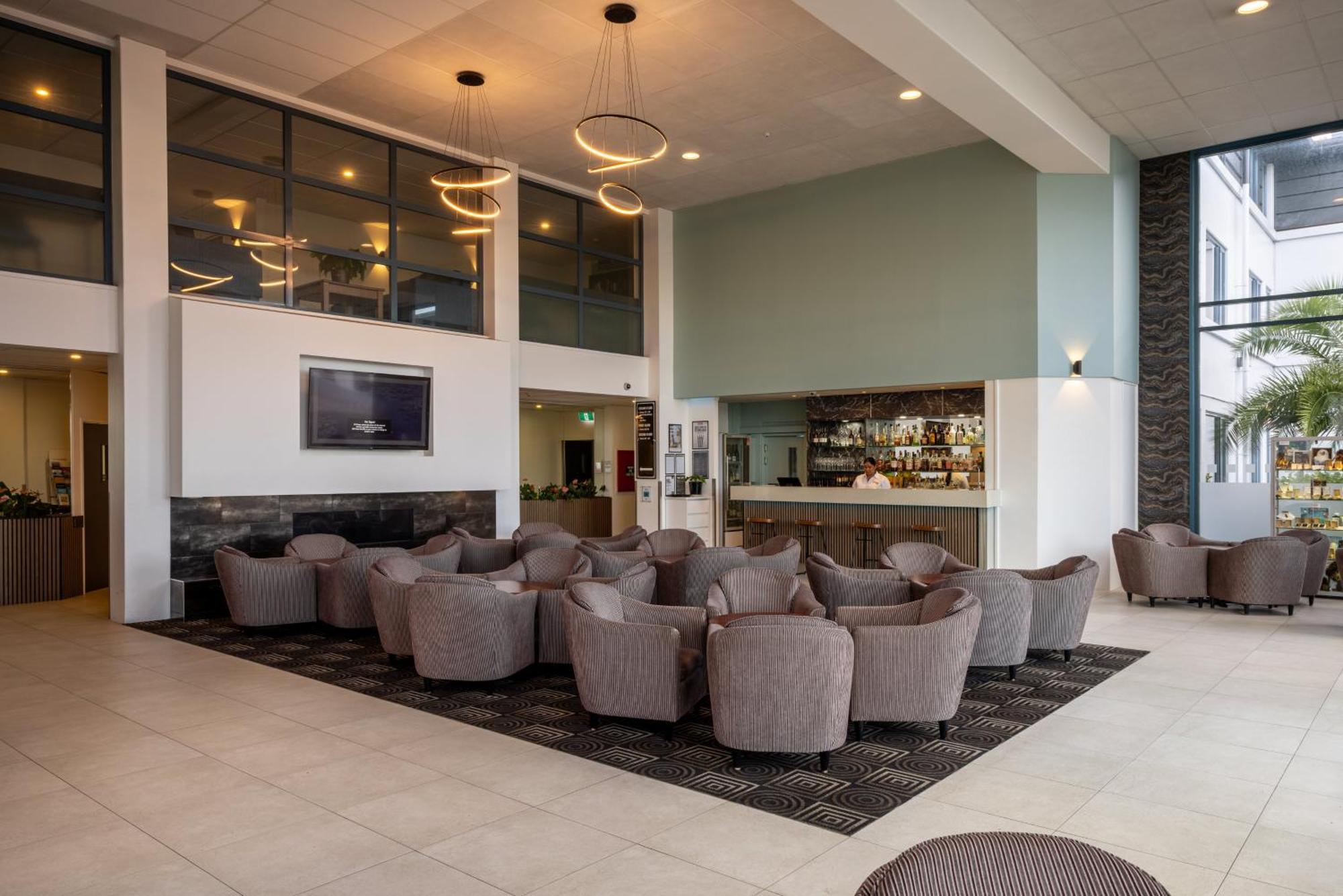 Heartland Hotel Auckland Airport Exterior photo